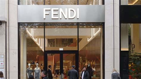 fendi lavora con noi posizioni aperte|fendi job openings.